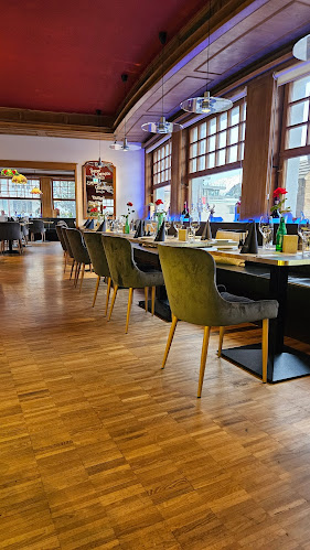 Opinii despre Restaurant Giodavin în Davos Platz - Gastronomie und Hotellerie