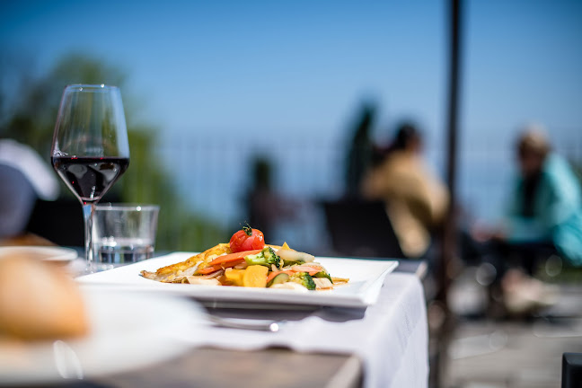 Opinii despre Le Deck By O'Five în Versoix - Gastronomie und Hotellerie