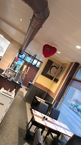 Comentarii opinii despre Crêperie Poivre et Sel Sàrl