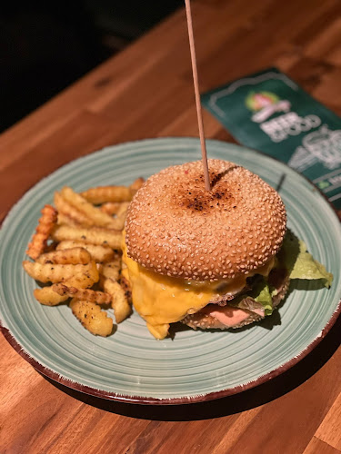 IRISH PUB - BEST BURGER IN TOWN - Gastronomie und Hotellerie