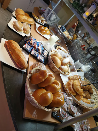 Comentarii opinii despre Café America