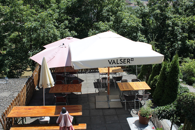 China Restaurant Puce