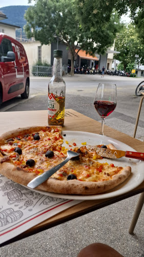 Opinii despre Pizzeria des Liddes în Sierre - Gastronomie und Hotellerie