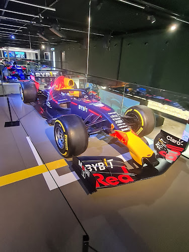 Comentarii opinii despre Lindt Chocolate Shop Luzern