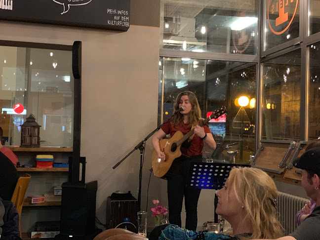 Gleis1 / Café - Kultur - Werkstatt - Gastronomie und Hotellerie