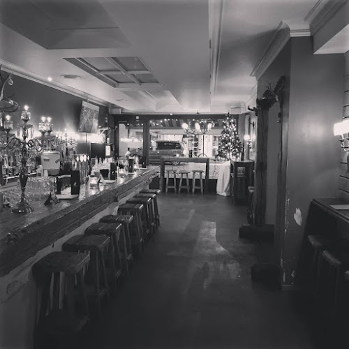 Comentarii opinii despre Platzhirsch