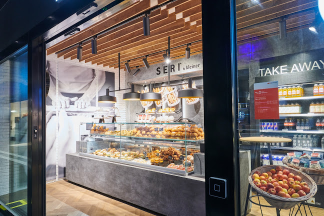 Bahnhofshalle, 8001 Zürich