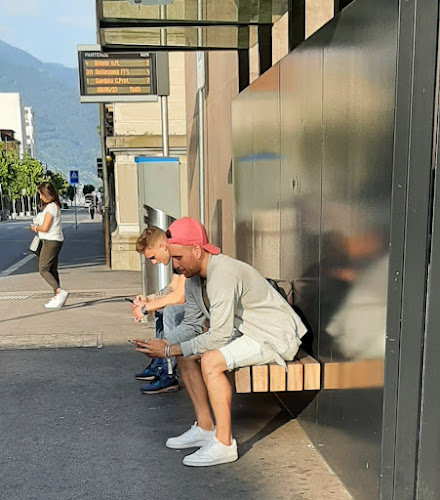 Caffè-Bar Centro Luini - Gastronomie und Hotellerie