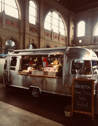 Opinii despre CHOCHIWAGE GmbH în Rüti - Gastronomie und Hotellerie