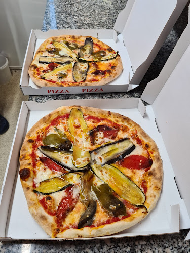 Opinii despre Restaurant Stauffacher da Maurizio e Seriana în Schwyz - Gastronomie und Hotellerie