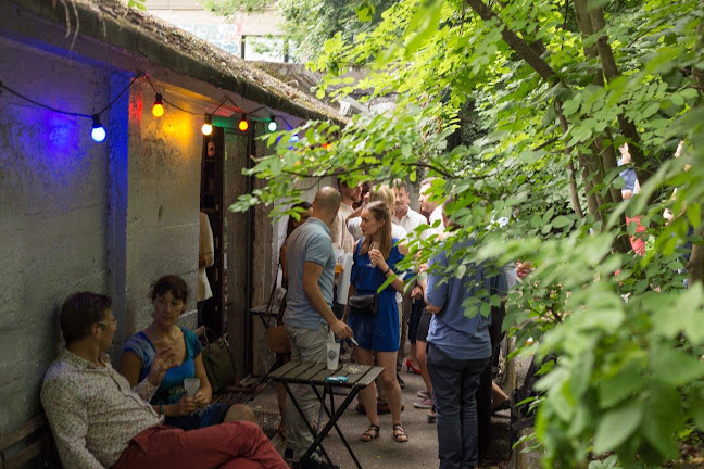 La Datcha, café-concert atypique - Gastronomie und Hotellerie