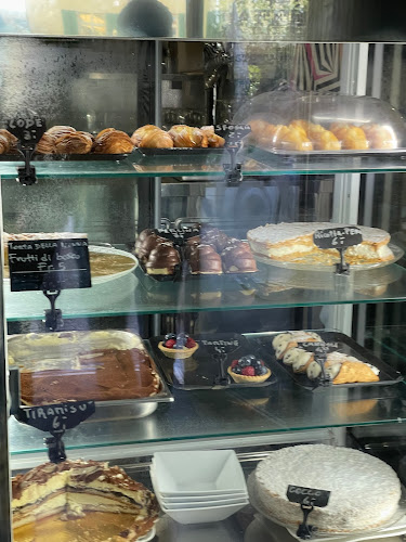 Opinii despre Gelateria Intrigo în Horgen - Gastronomie und Hotellerie