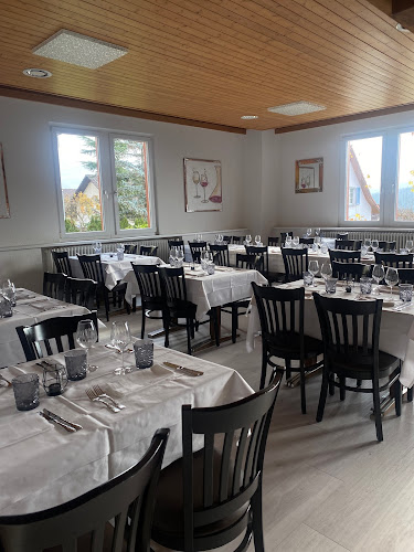 Opinii despre Gasthof zum Schützen în Seltisberg - Gastronomie und Hotellerie