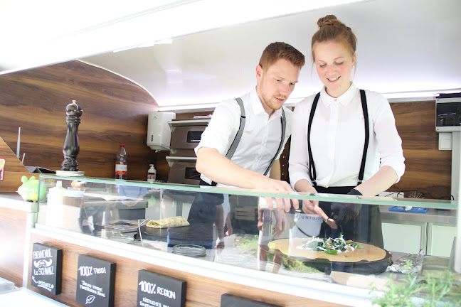 Opinii despre Le Schnauz GmbH în Bellach - Gastronomie und Hotellerie