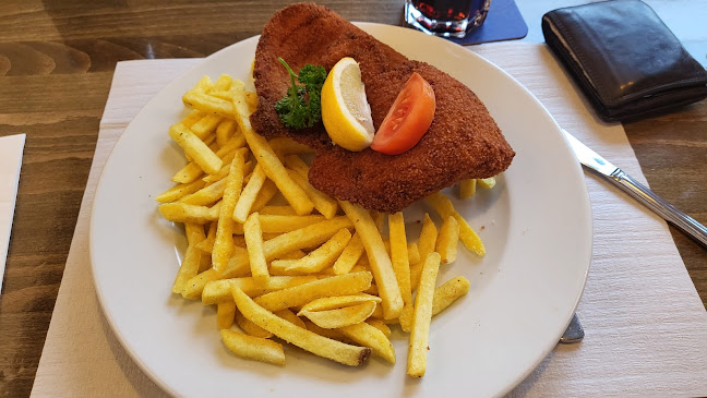 Restaurant Kastanienbaum - Gastronomie und Hotellerie