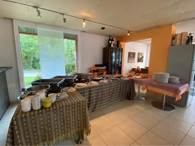 Mai’s Timeout Restaurant