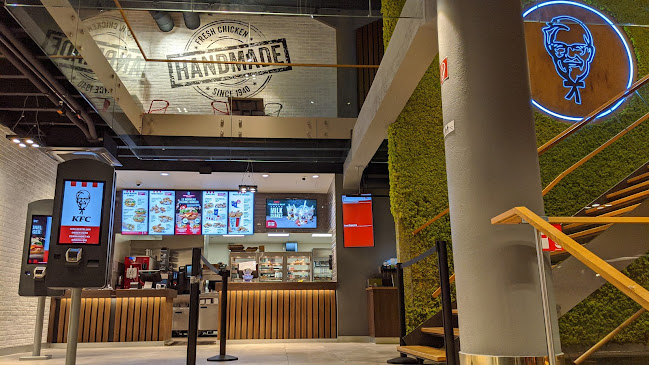 Opinii despre Kentucky Fried Chicken în Lausanne - Gastronomie und Hotellerie