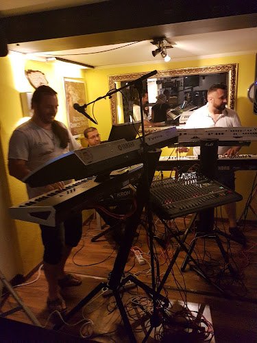 Opinii despre Yellow Bar în Herisau - Gastronomie und Hotellerie