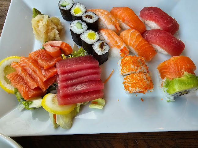 Opinii despre Café Restaurant Treff în Bern - Gastronomie und Hotellerie