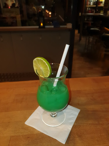 MERITI Food & Drinks con Stile - Gastronomie und Hotellerie