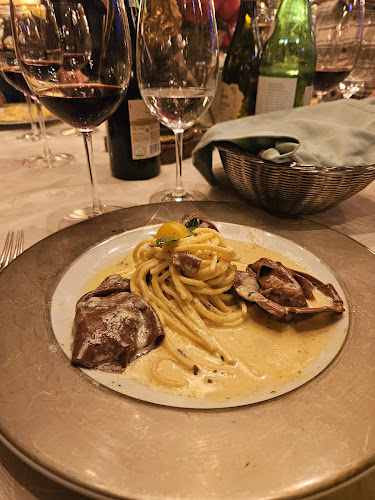 Ristorante Napoli - Gastronomie und Hotellerie