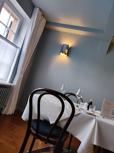 Opinii despre Café Gupi - Weinbar în Riehen - Gastronomie und Hotellerie