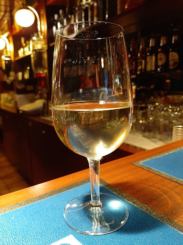 Opinii despre Thai Rock Pub în Rorbas - Gastronomie und Hotellerie