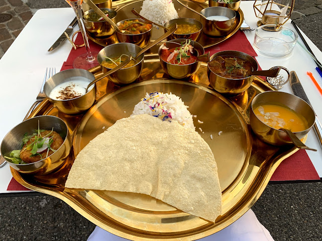 Restaurant GoldenIndia Freiburg/Fribourg "Specialités Indiennes" - Gastronomie und Hotellerie