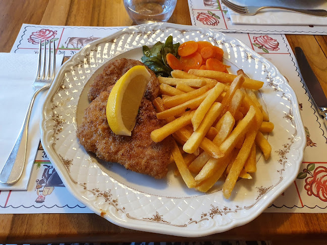 Opinii despre Hirschen Wald GmbH - Gasthaus & Bäckerei în Wald - Gastronomie und Hotellerie