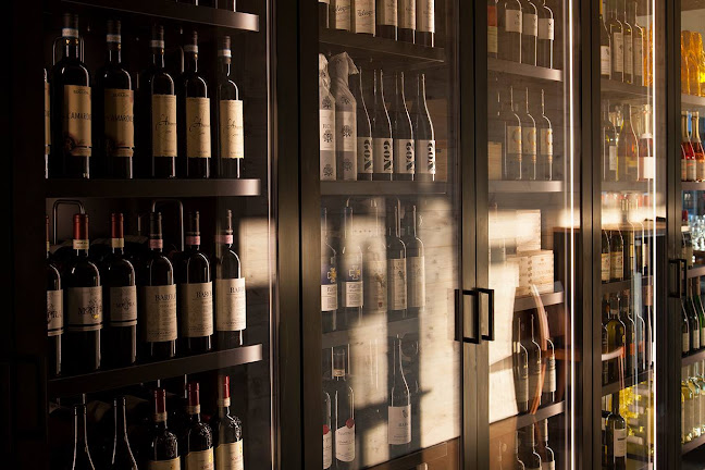 perron f - by focacceria