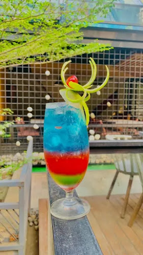 Opinii despre Coffee Shop Sleepy Bear în Lausanne - Gastronomie und Hotellerie