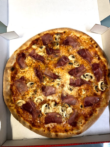 Opinii despre Paradies Pizza Express în Rüfenacht - Gastronomie und Hotellerie