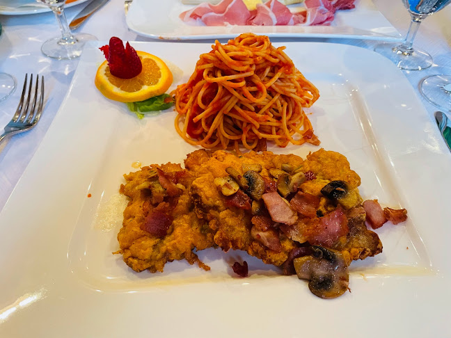 Opinii despre Restaurant National La Favorita în Ostermundigen - Gastronomie und Hotellerie