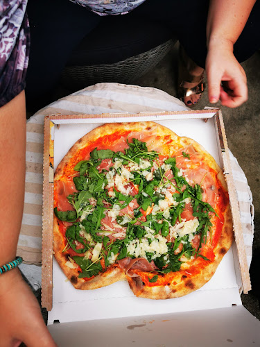 Opinii despre Salvi & Gino în Ingenbohl - Gastronomie und Hotellerie