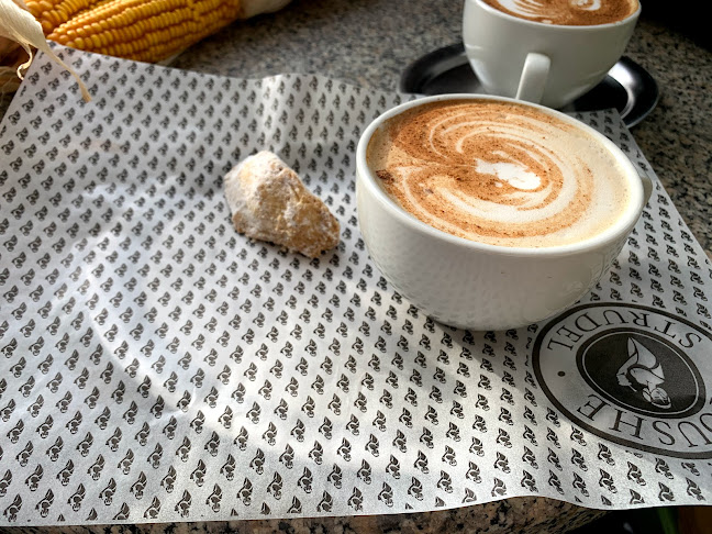 Poushe Strudelhaus - Gastronomie und Hotellerie