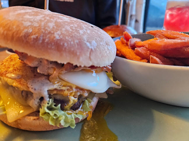 HANS IM GLÜCK - CHUR City West - Gastronomie und Hotellerie