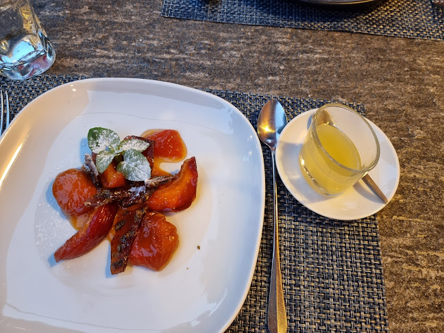 Opinii despre Ristorante Centrale în Losone - Gastronomie und Hotellerie