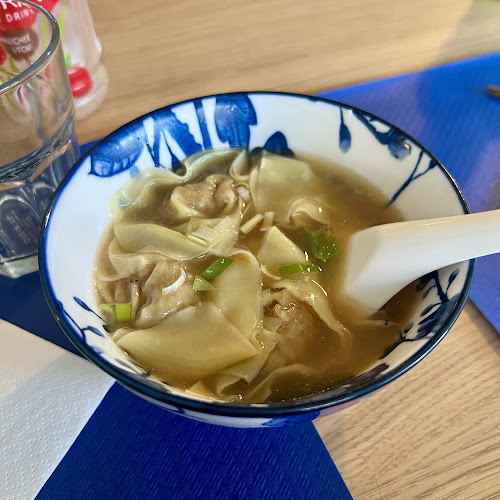 Opinii despre Café La Belle Jonction în Geneva - Gastronomie und Hotellerie