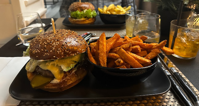 The BUST - Burger & Steak Restaurant