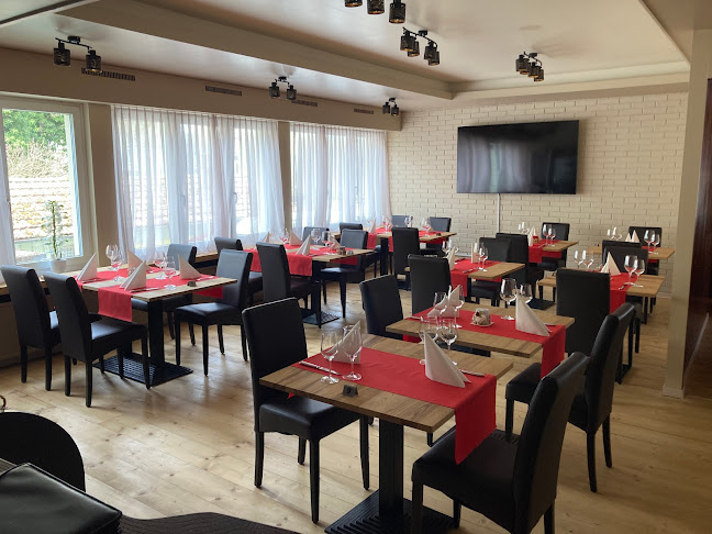 Club Once by Trischli Arbon - Arbon