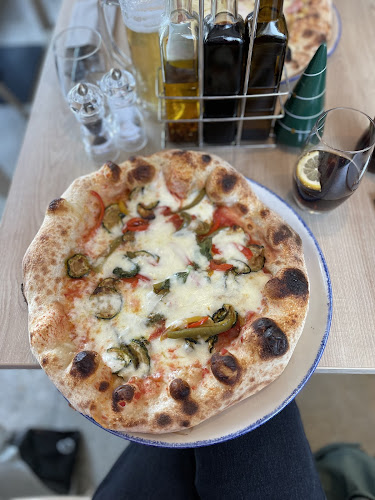 Damia Pizza - Gastronomie und Hotellerie