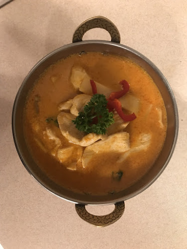 Opinii despre Thung Thong Thai Restaurant KLG în Solothurn - Gastronomie und Hotellerie