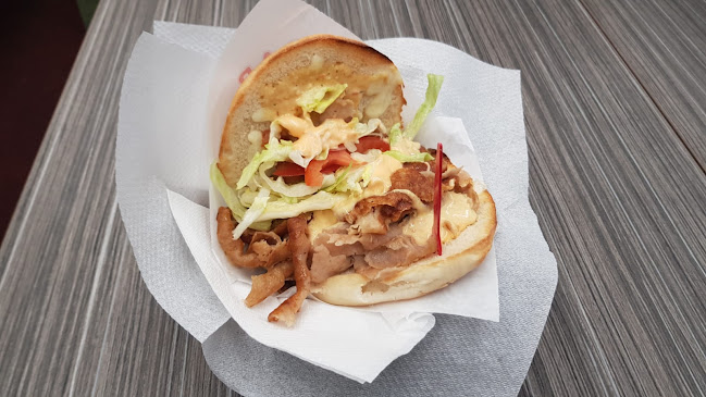 Snack House The Randa - Gastronomie und Hotellerie