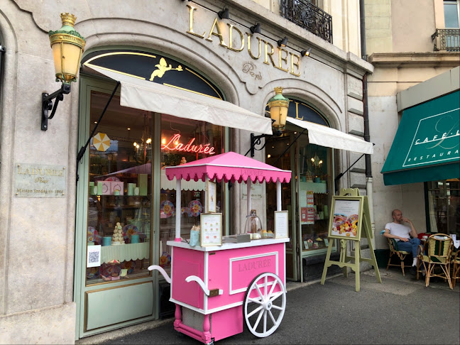 Ladurée Paris - Gastronomie und Hotellerie