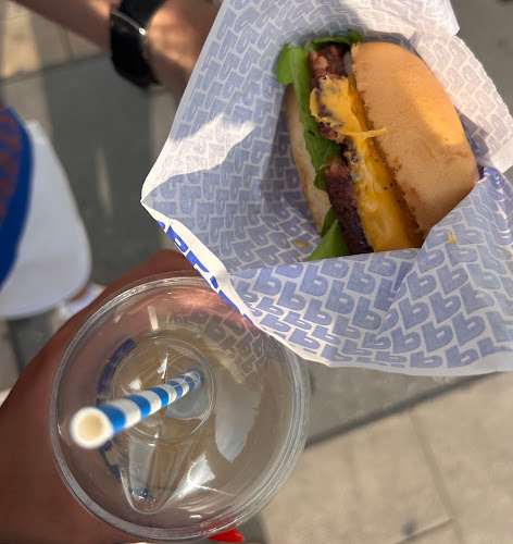 Pretty Patty - Smash Burger - Gastronomie und Hotellerie