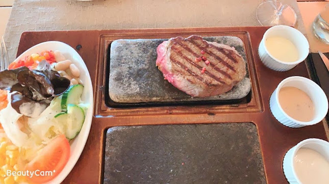 Acht 3 null 3 - Gastronomie und Hotellerie