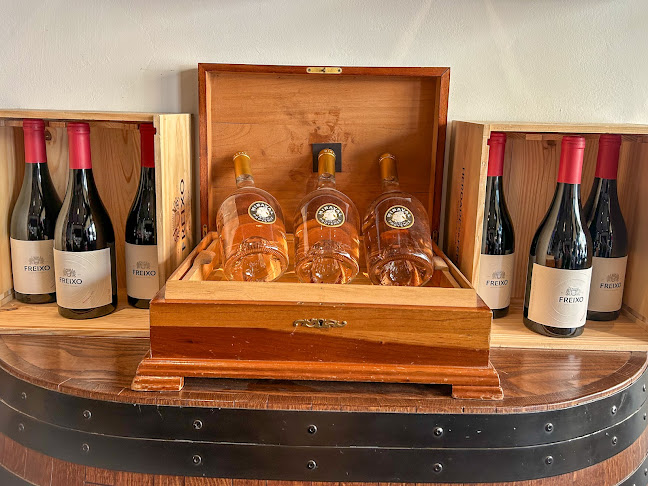 La Taverne Bar a Vins et Tapas - Gastronomie und Hotellerie