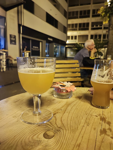 Opinii despre Beer O'Clock Biel/Bienne în Biel - Gastronomie und Hotellerie