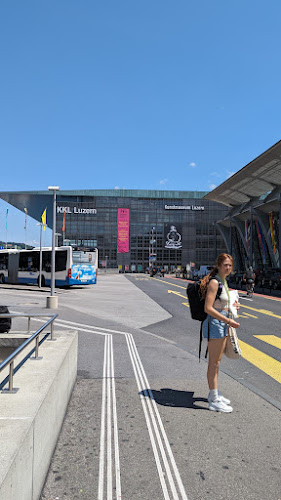 Opinii despre Café im Kunstmuseum în Luzern - Gastronomie und Hotellerie