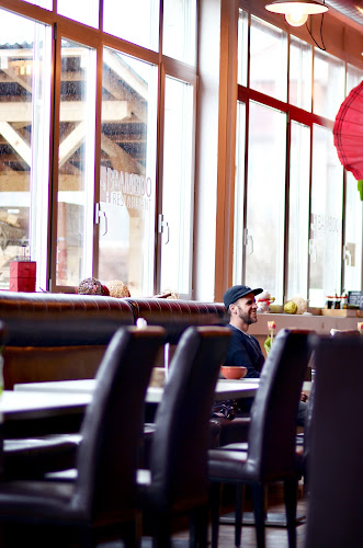 Opinii despre Bamboo Restaurant & Delivery & Take Away în St. Gallen - Gastronomie und Hotellerie